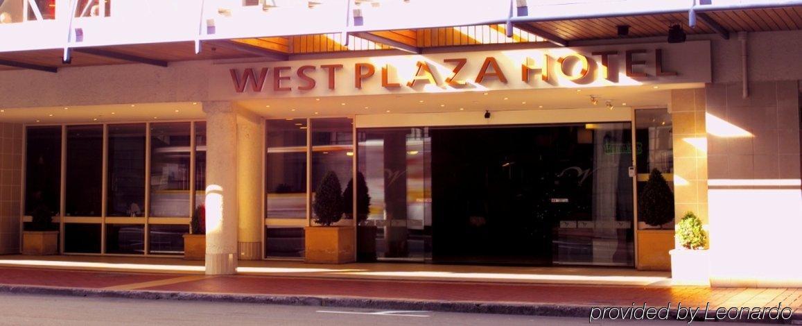 West Plaza Hotel Wellington Esterno foto